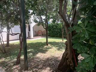 Шале Holiday Apartment Budva with garden Будва Шале с 3 спальнями-1