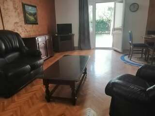 Шале Holiday Apartment Budva with garden Будва Шале с 3 спальнями-62