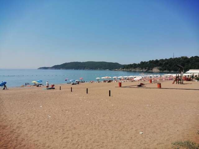 Шале Holiday Apartment Budva with garden Будва-4